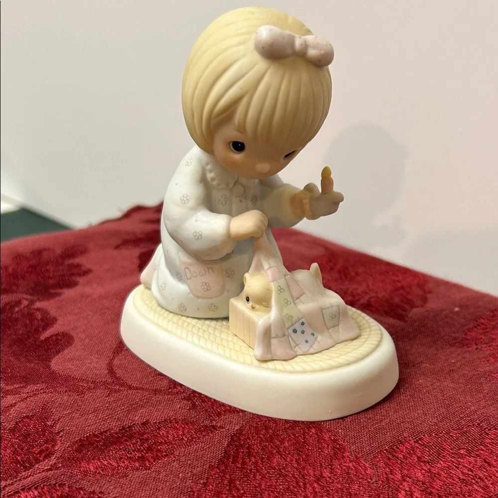 Precious Moments‎ PM-831  “Dawn's Early Light” 1983  With Box
